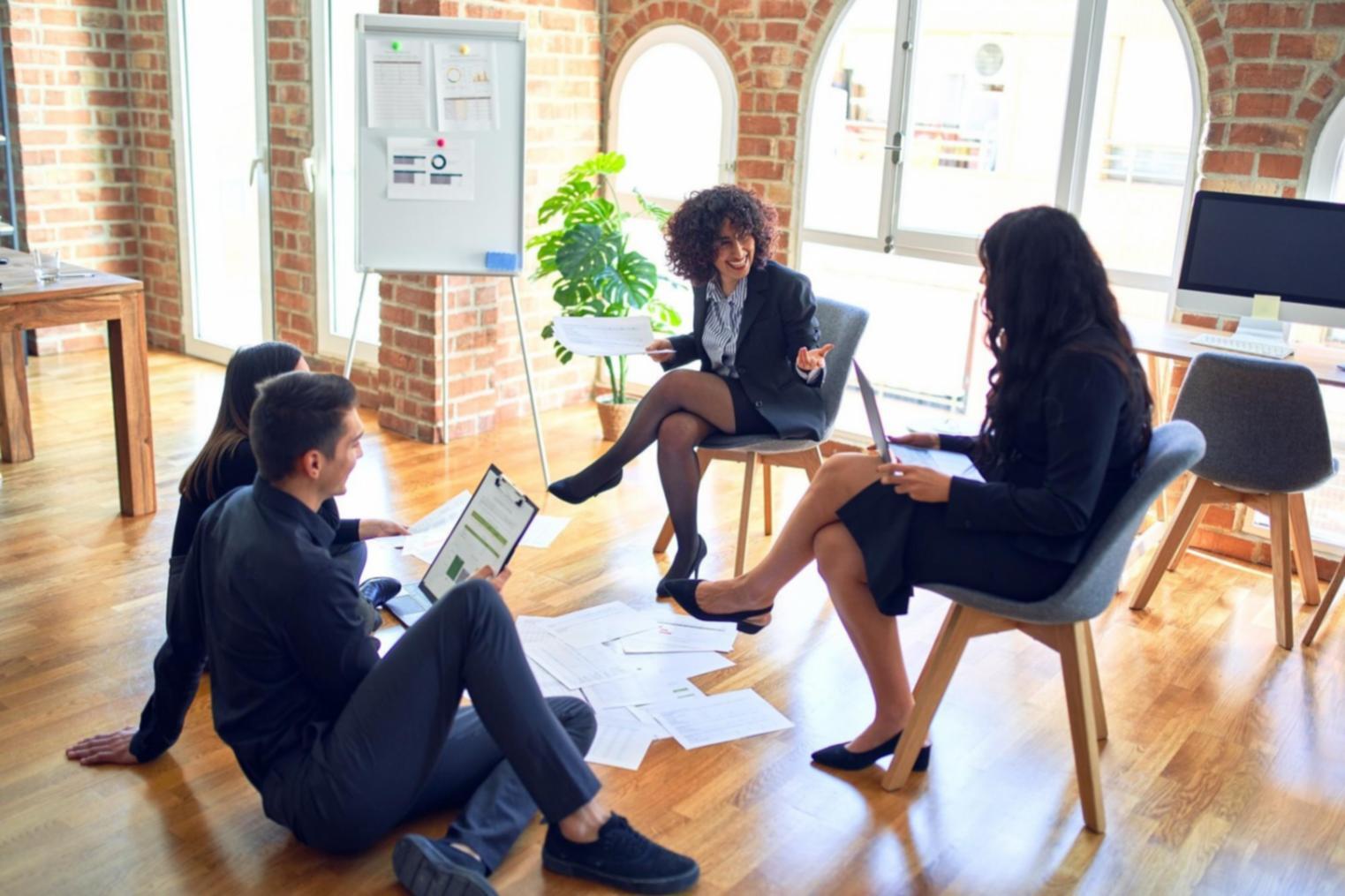 dravonelixir financial analysis workspace showing research materials and industry reports